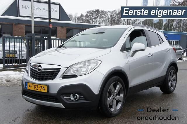 Grijs Gebruikt 2014 Opel Mokka Cosmo SUV | € 9.950 (Eerlijke prijs) - Afbeelding 1/4