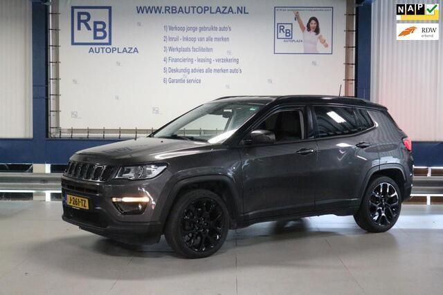 Grijs Gebruikt 2020 Jeep Compass Night Eagle SUV | € 12.950 - Afbeelding 1/4