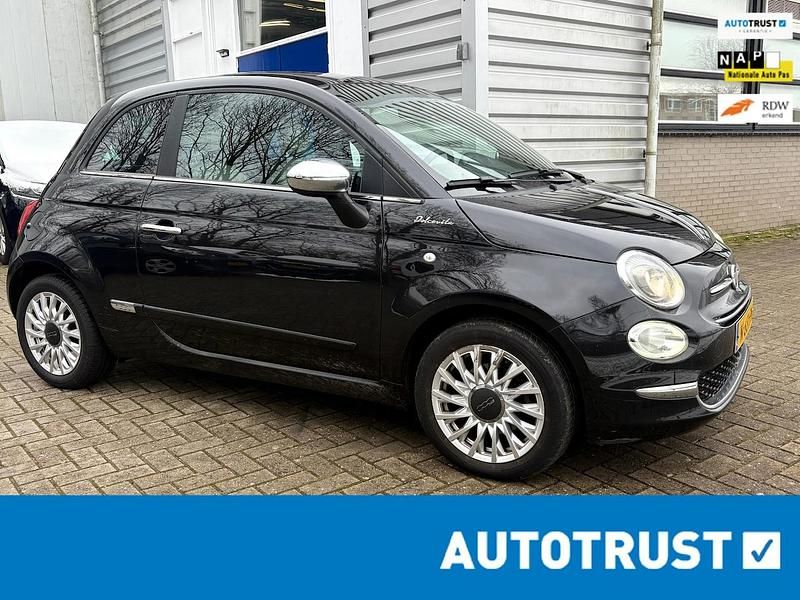 Zwart Occasion 2021 Fiat 500 Dolcevita Hatchback | € 9.344 (Super prijs) - Afbeelding 1/4