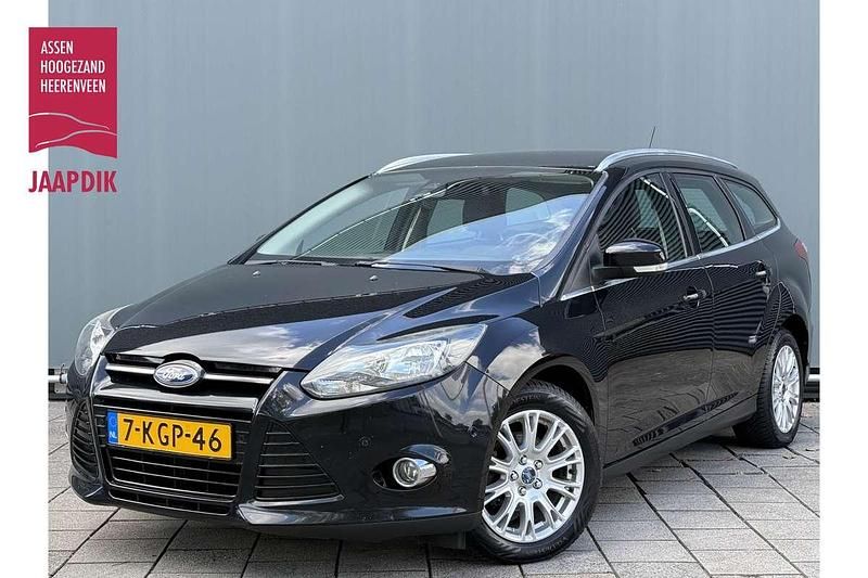 Zwart Gebruikt 2013 Ford Focus Titanium Stationwagen | € 2.999 (Eerlijke prijs) - Afbeelding 1/4