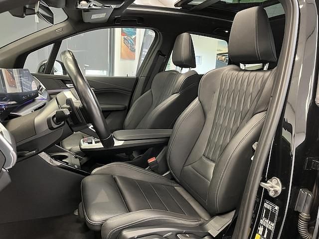 Occasion BMW 225 Active Tourer M Sport 245 PK (180 kW) 2023 Blacksapphire metallic (475) (zwart metallic) MPV