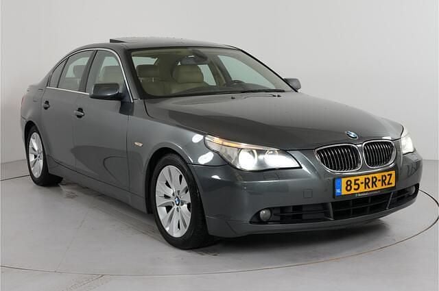 Occasion BMW 545 Executive 335 PK (246 kW) 2005 Grijs Sedan