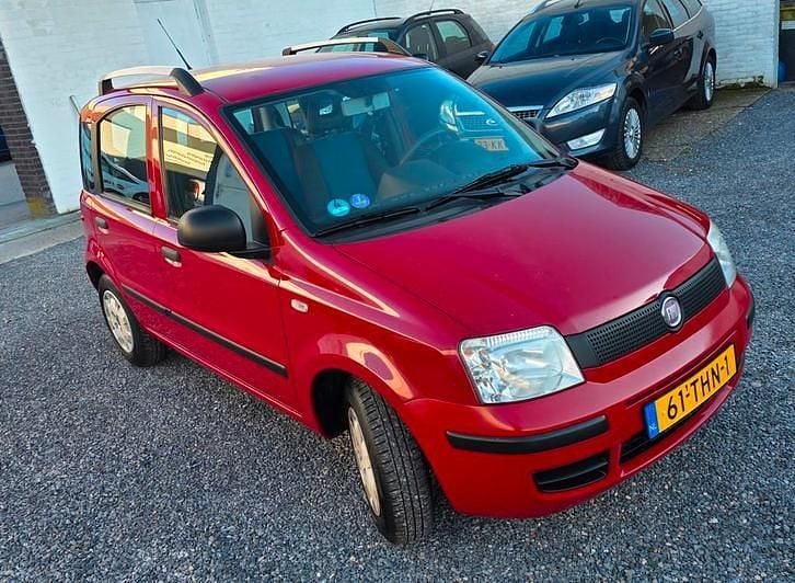 Occasion Fiat Panda Active 69 PK (50 kW) 2012 Rood (metallic) Hatchback