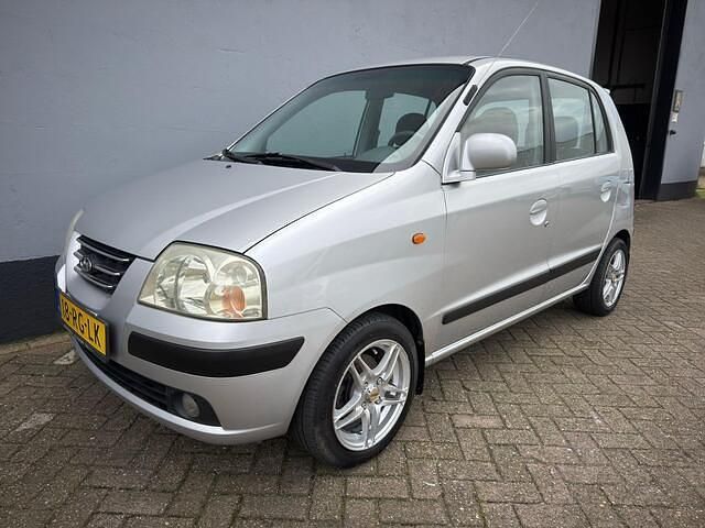 Grijs Gebruikt 2005 Hyundai Atos Dynamiq Hatchback | € 2.950 - Afbeelding 1/4