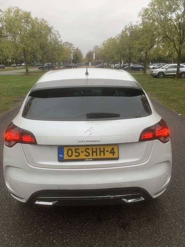 Afbeelding 3/4