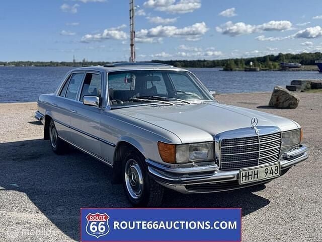 Zwart Gebruikt 1975 Mercedes 280 | € 8.500 - Afbeelding 1/4