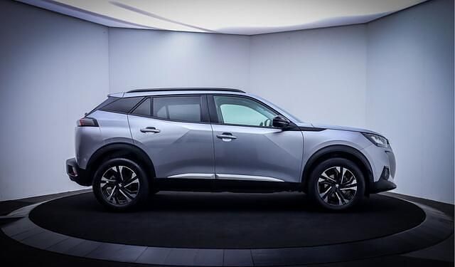 Occasion Peugeot 2008 Allure 131 PK (96 kW) 2022 Grijs (metallic) SUV