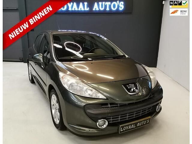 Grijs, metallic lak Gebruikt 2011 Peugeot 207 Hatchback | € 4.499 (Eerlijke prijs) - Afbeelding 1/4