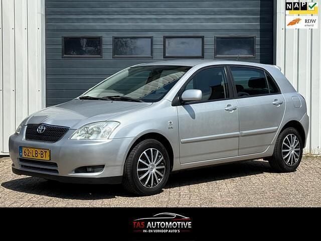 Grijs Gebruikt 2002 Toyota Corolla Sol Hatchback | € 5.450 (Eerlijke prijs) - Afbeelding 1/4