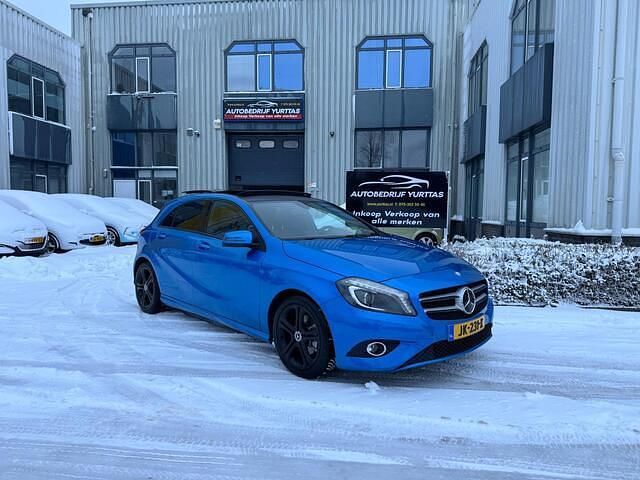 Blauw Occasion 2013 Mercedes A180 Prestige Hatchback | € 10.495 (Goede deal) - Afbeelding 1/4