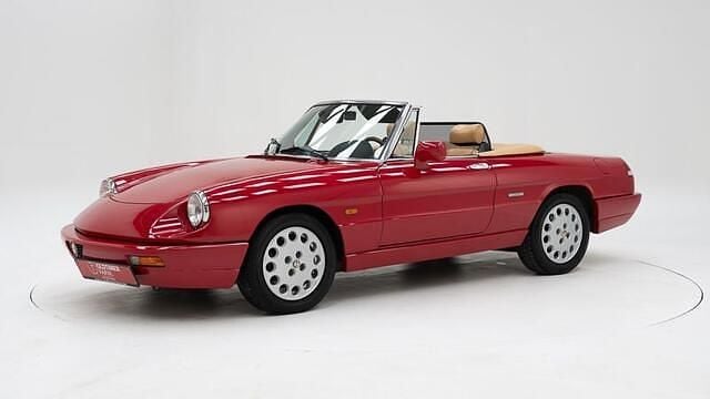 Overige Occasion 1991 Alfa Romeo 2000 | € 24.950 - Afbeelding 1/4