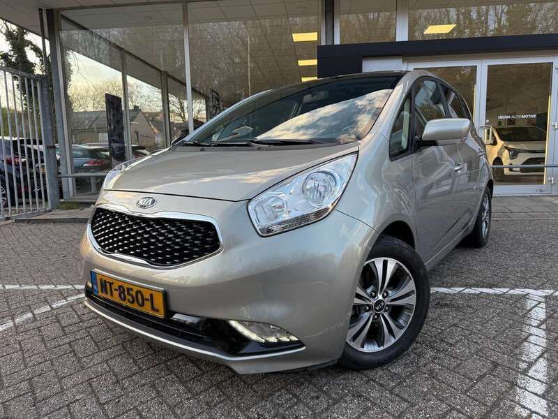 Beige Gebruikt 2017 Kia Venga Hatchback | € 12.450 (Goede deal) - Afbeelding 1/4