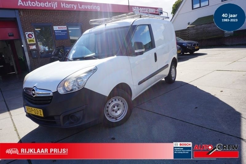 Wit Gebruikt 2014 Opel Combo MPV | € 5.500 (Duur) - Afbeelding 1/4