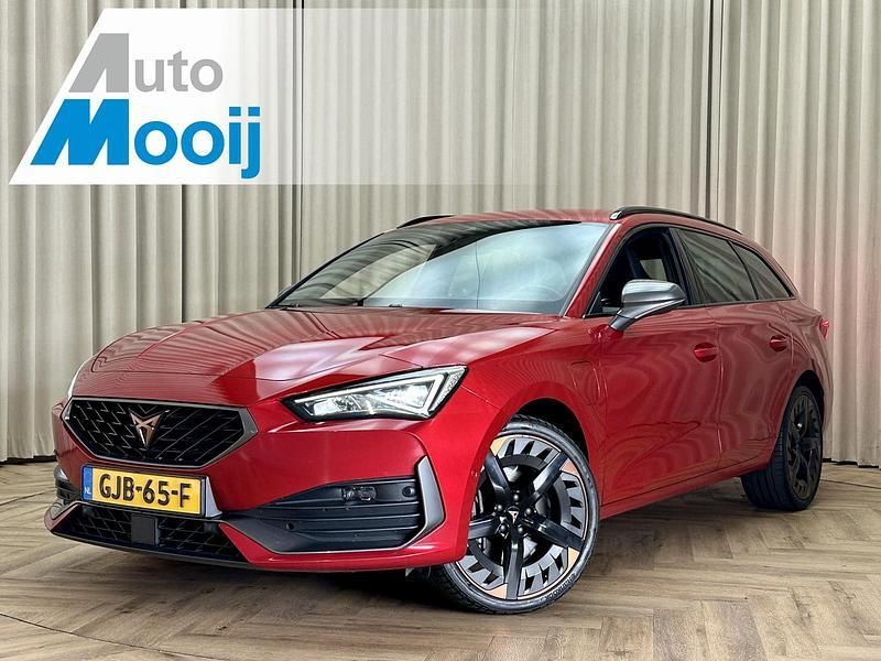 Rood Gebruikt 2021 Cupra Leon VZ Stationwagen | € 22.450 (Goede deal) - Afbeelding 1/4
