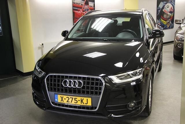 Occasion Audi Q3 Basis 150 PK (110 kW) 2014 Zwart SUV