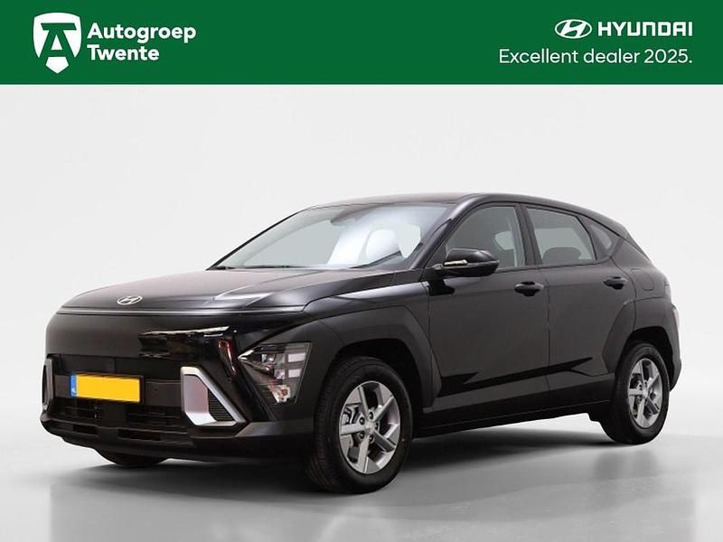 Zwart Occasion 2025 Hyundai Kona Comfort SUV | € 30.750 (Goede deal) - Afbeelding 1/4