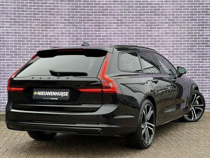 Occasion Volvo V90 Ultimate 456 PK (335 kW) 2023 Zwart Stationwagen