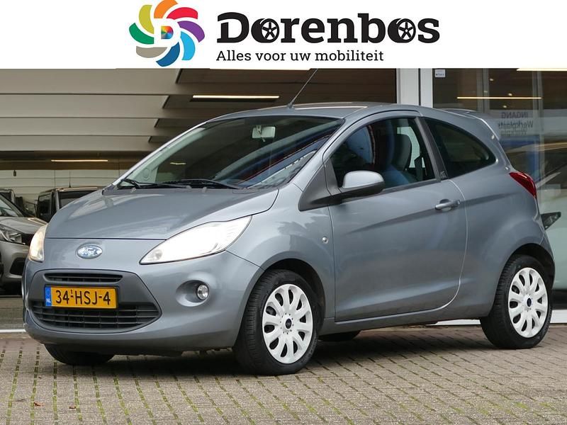 Grijs (metallic) Gebruikt 2009 Ford Ka Titanium Hatchback | € 3.950 (Duur) - Afbeelding 1/4