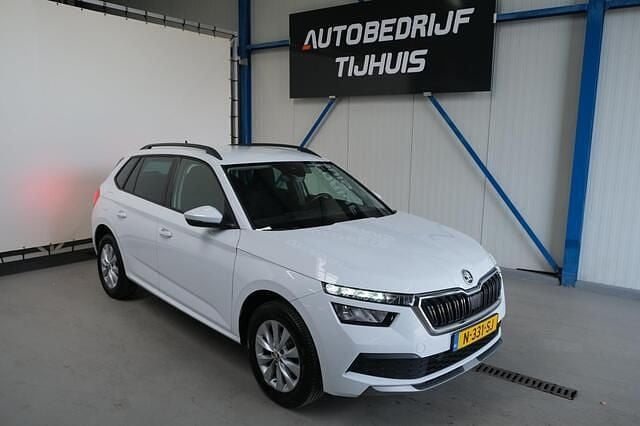 Wit Gebruikt 2022 Skoda Kamiq Ambition SUV | € 15.900 (Goede deal) - Afbeelding 1/4