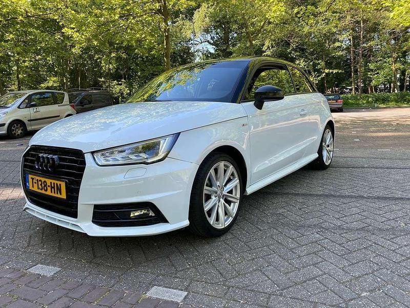 Wit Gebruikt 2017 Audi A1 Hatchback | € 13.999 (Eerlijke prijs) - Afbeelding 1/4