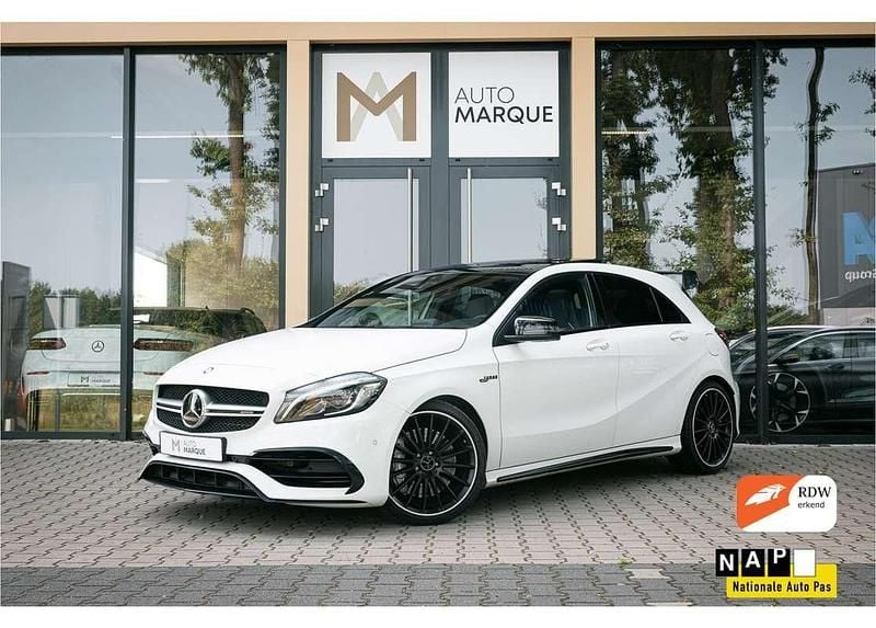 Wit Gebruikt 2016 Mercedes A45 AMG AMG Hatchback | € 27.900 (Eerlijke prijs) - Afbeelding 1/4