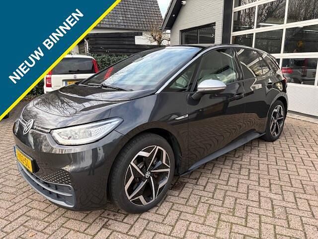 Grijs Occasion 2020 VW ID.3 Hatchback | € 17.950 (Eerlijke prijs) - Afbeelding 1/4