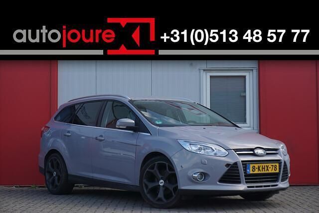 Grijs Gebruikt 2013 Ford Focus Titanium Stationwagen | € 2.998 (Goede deal) - Afbeelding 1/4