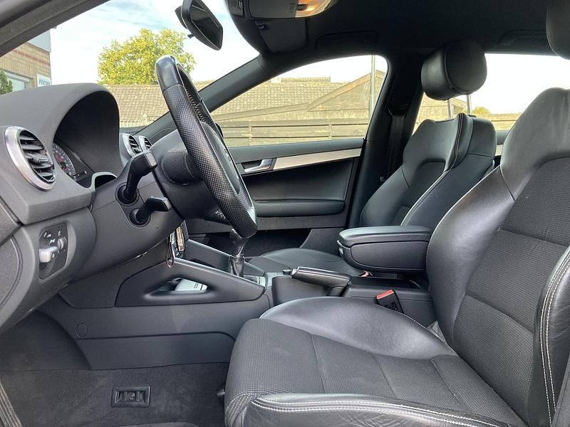 Occasion Audi A3 Sportback S-Line 105 PK (77 kW) 2013 Zwart Hatchback