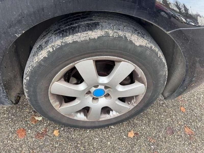 Occasion VW New Beetle 102 PK (75 kW) 2001 Zwart (metallic) Hatchback