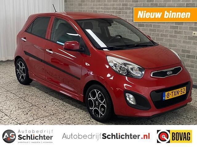 Rood Gebruikt 2014 Kia Picanto FIFA World Cup Edition Hatchback | € 7.450 (Eerlijke prijs) - Afbeelding 1/4