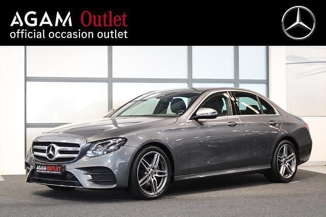 Grijs Gebruikt 2019 Mercedes E200 Business Sedan | € 31.495 (Goede deal) - Afbeelding 1/4