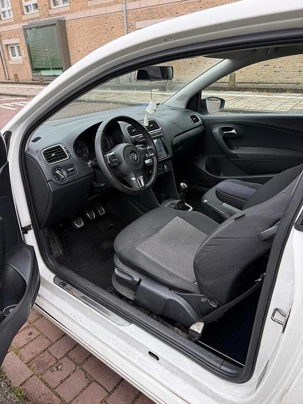 Gebruikt 2010 VW Polo | € 1.500 (Super prijs) - Afbeelding 1/4