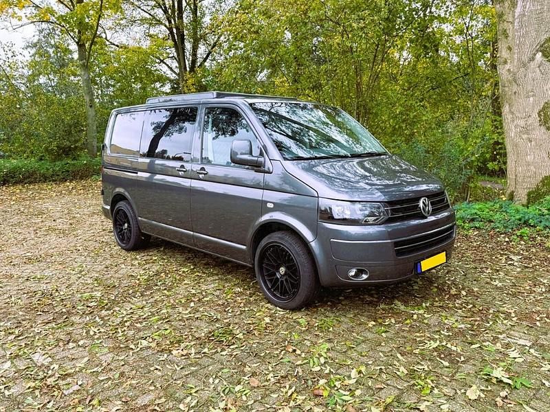 Grijs (metallic) Gebruikt 2004 VW T5 Van | € 11.950 (Duur) - Afbeelding 1/4