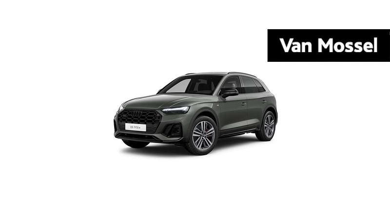 Grijs Occasion 2025 Audi Q5 Competition SUV | € 66.900 - Afbeelding 1/3