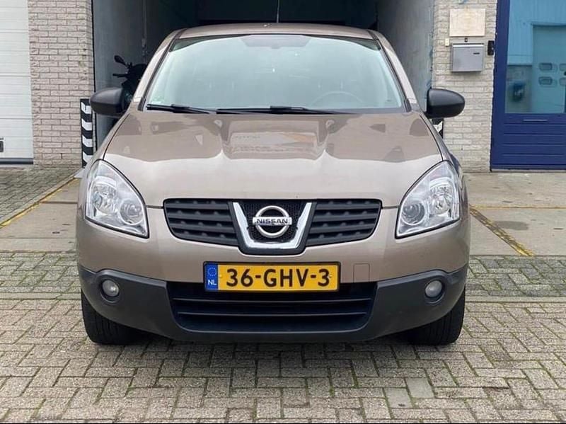 Bruin Gebruikt 2008 Nissan Qashqai Visia SUV | € 5.450 (Eerlijke prijs) - Afbeelding 1/4