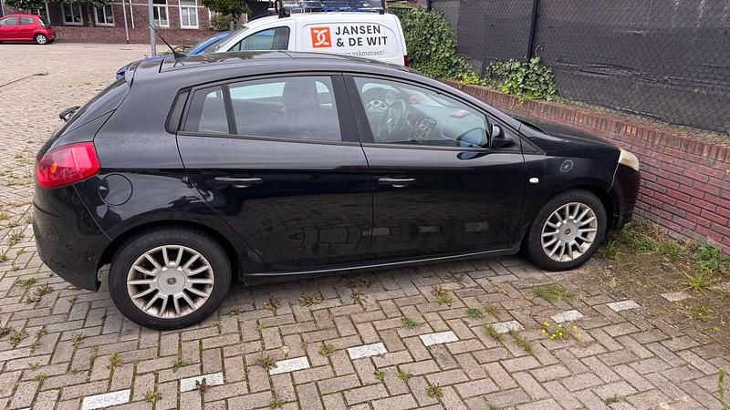 Occasion Fiat Bravo 90 PK (66 kW) 2007 Zwart Hatchback