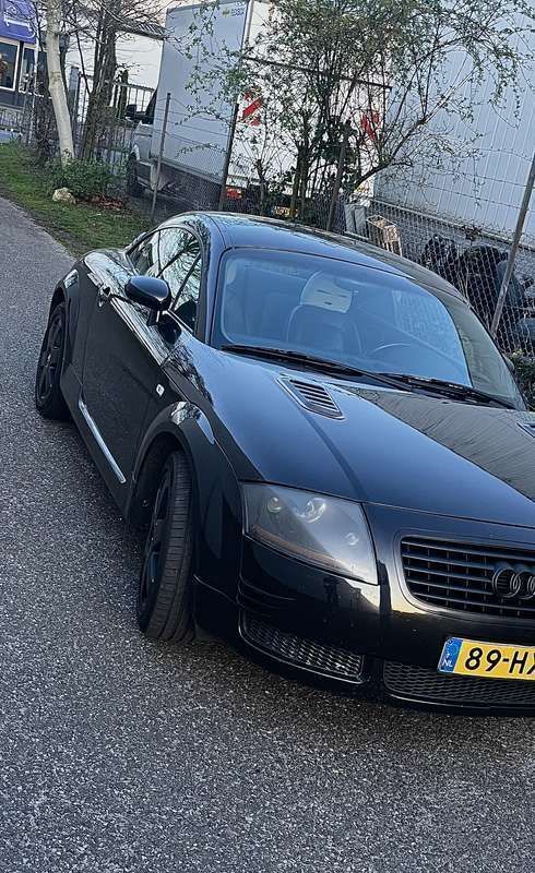 Zwart Gebruikt 2002 Audi TT Coupé | € 4.250 (Eerlijke prijs) - Afbeelding 1/4