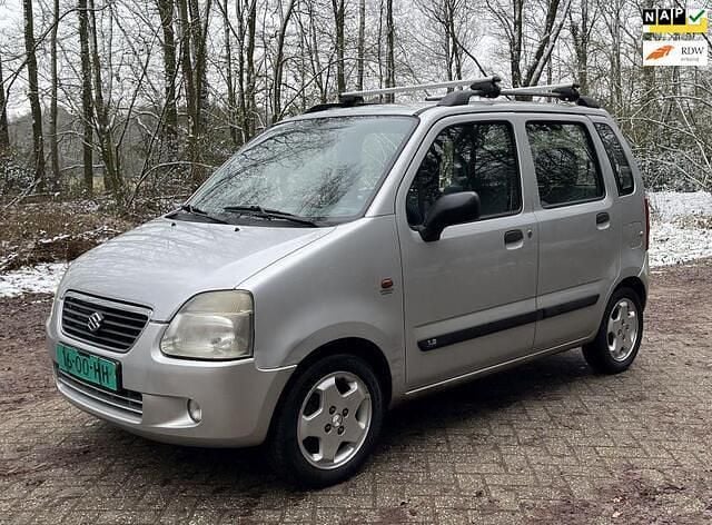Grijs Occasion 2001 Suzuki Wagon R MPV | € 1.000 (Goede deal) - Afbeelding 1/4