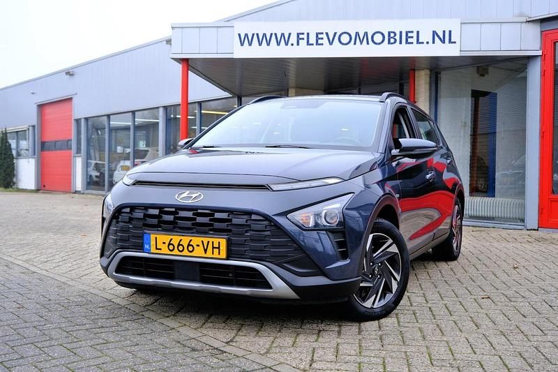 Grijs Gebruikt 2021 Hyundai Bayon Comfort SUV | € 15.450 (Eerlijke prijs) - Afbeelding 1/4