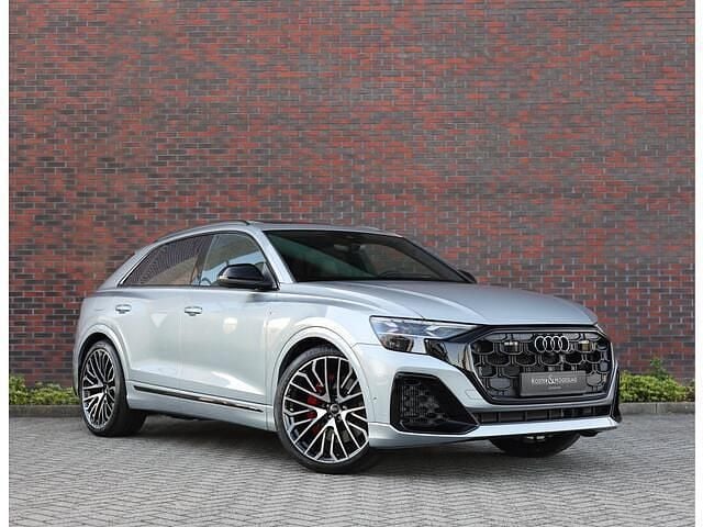 Zilver Nieuw 2025 Audi Q8 Competition SUV | € 117.950 (Super prijs) - Afbeelding 1/4