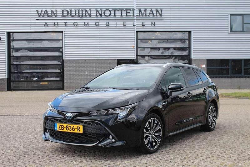 Zwart Gebruikt 2019 Toyota Corolla Edition Stationwagen | € 22.950 (Eerlijke prijs) - Afbeelding 1/4
