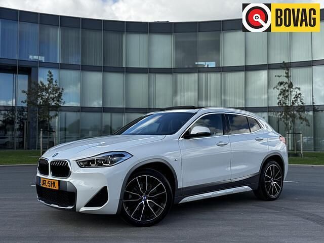 Wit Gebruikt 2023 BMW X2 Executive SUV | € 34.880 (Eerlijke prijs) - Afbeelding 1/4