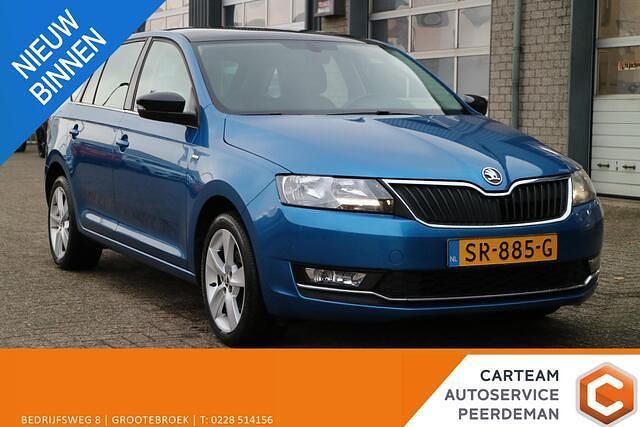 Blauw Gebruikt 2018 Skoda Rapid Clever Hatchback | € 8.750 (Goede deal) - Afbeelding 1/4