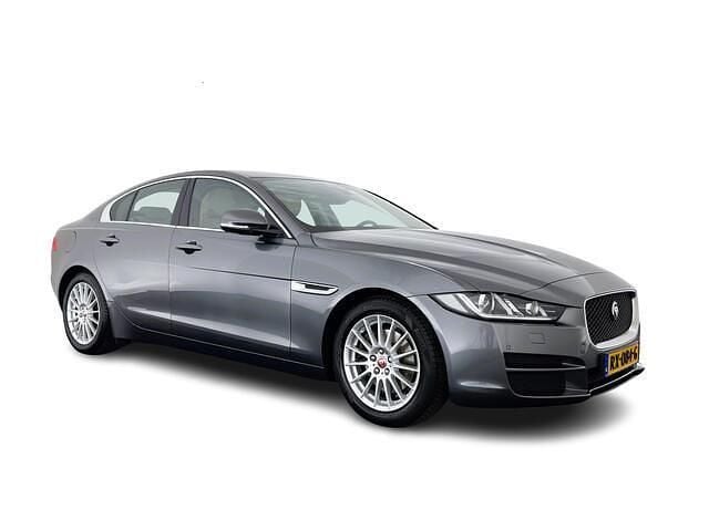 Grijs Gebruikt 2018 Jaguar XE Prestige Sedan | € 7.445 (Super prijs) - Afbeelding 1/4