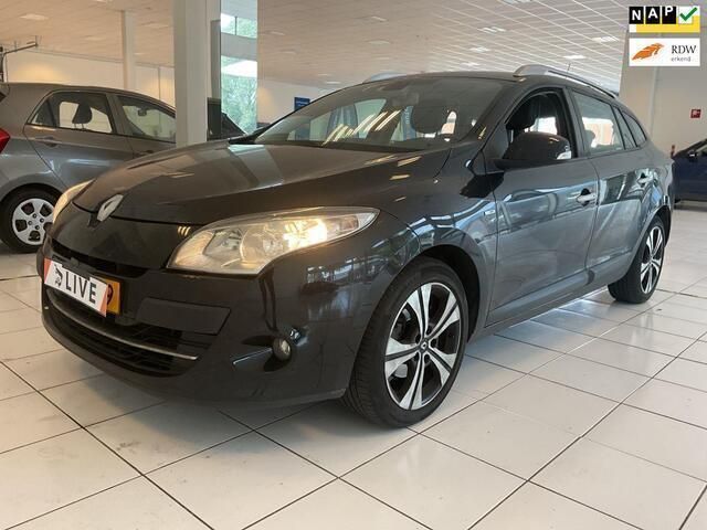 Zwart, metallic lak Gebruikt 2011 Renault Mégane GrandTour Bose Edition Stationwagen | € 3.999 (Eerlijke prijs) - Afbeelding 1/4