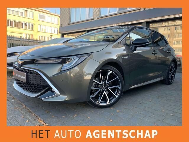 Grijs Gebruikt 2020 Toyota Corolla Plus Sedan | € 30.990 (Iets duurder) - Afbeelding 1/4