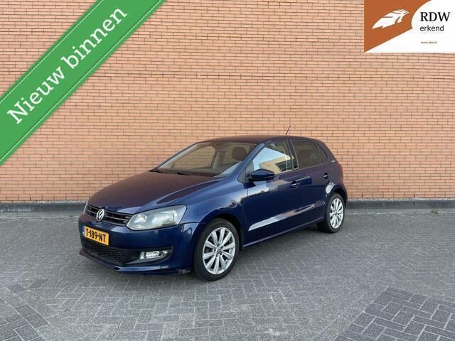 Blauw Gebruikt 2011 VW Polo Highline Hatchback | € 8.294 (Eerlijke prijs) - Afbeelding 1/4