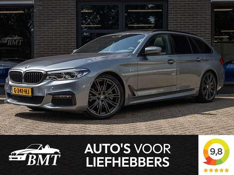 Grijs Gebruikt 2019 BMW 520 Executive Stationwagen | € 28.250 (Eerlijke prijs) - Afbeelding 1/4