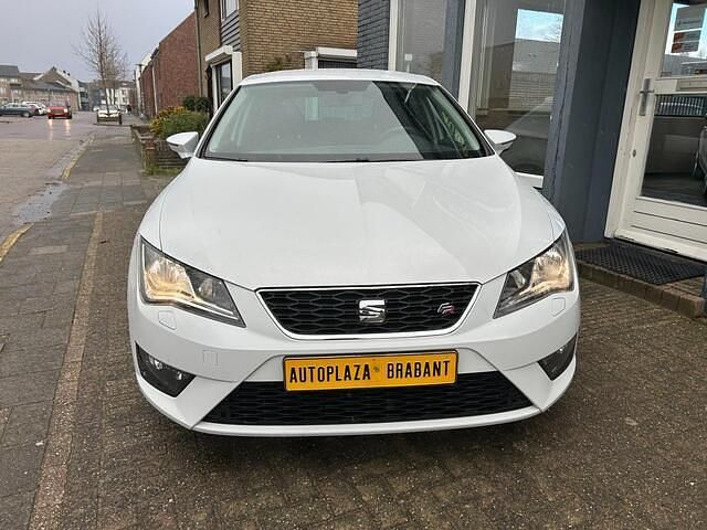 Occasion Seat Leon FR 150 PK (110 kW) 2015 Wit Hatchback