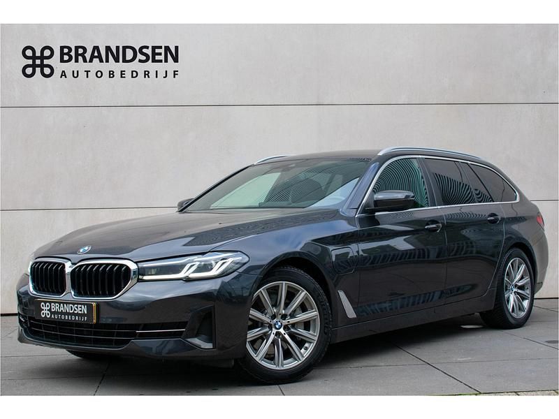 Grijs Gebruikt 2021 BMW 530 Stationwagen | € 26.900 (Super prijs) - Afbeelding 1/4